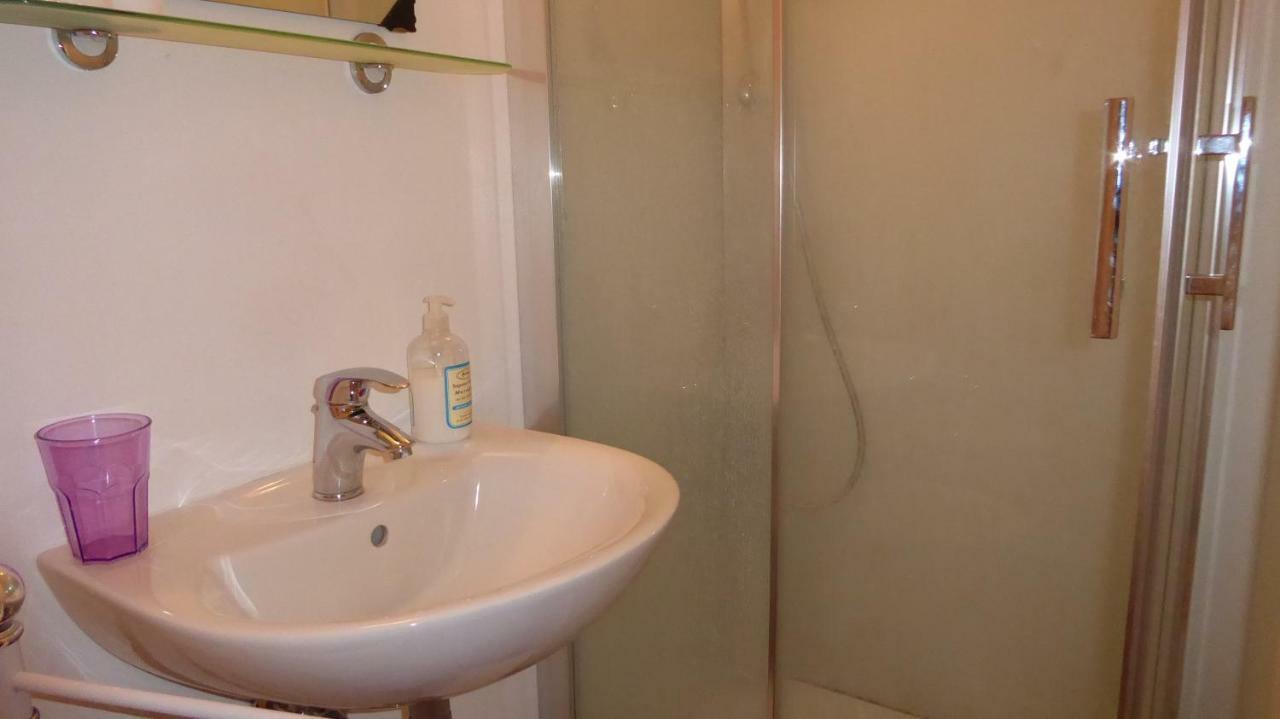 לינה וארוחת בוקר Residenza Carducci פאדובה מראה חיצוני תמונה